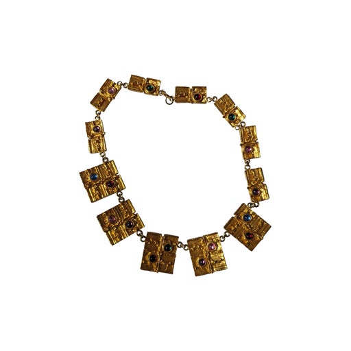 Collier ras de cou