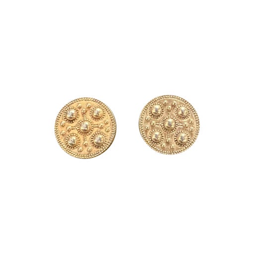 clip-on earring