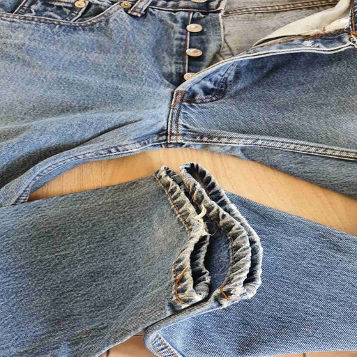Jean Levi's 501 W28L30