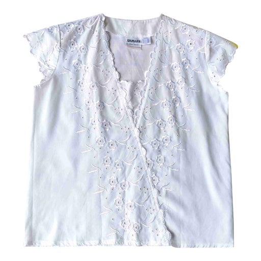  Blouse brodée
