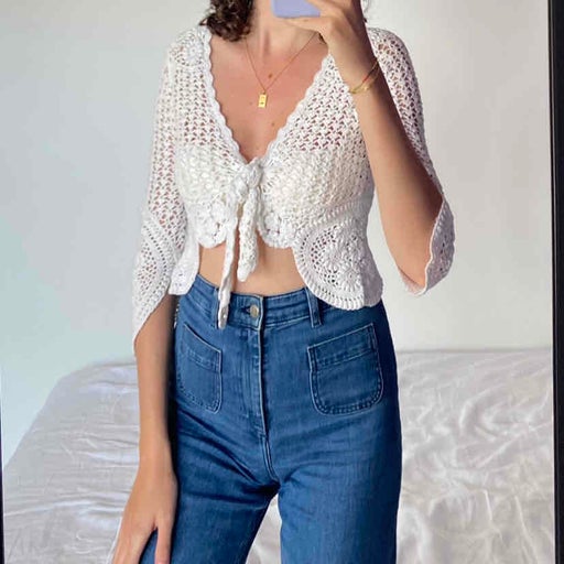 Crop top en crochet. Fait main.