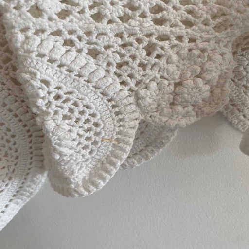 Crop top en crochet. Fait main.