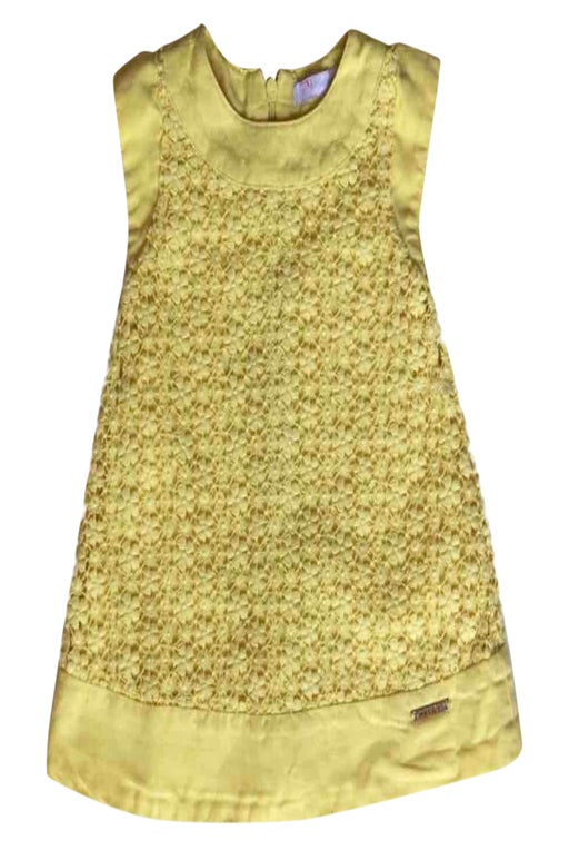 Yellow dress with lace