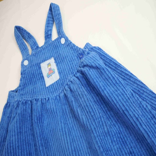 Robe salopette en velours côtelé