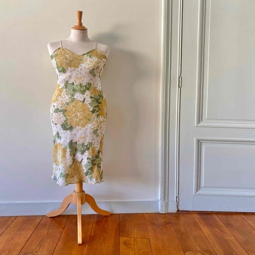 Robe nuisette à fleurs