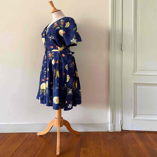 Robe boutonnée à fruits