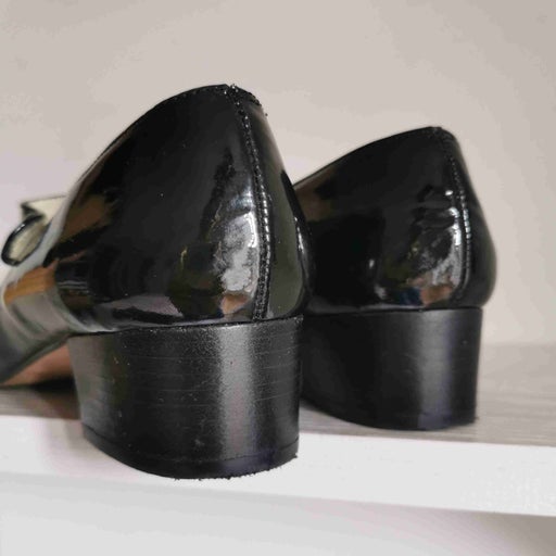 Babies en cuir