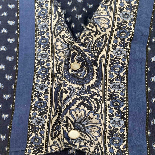 Sleeveless cotton vest
