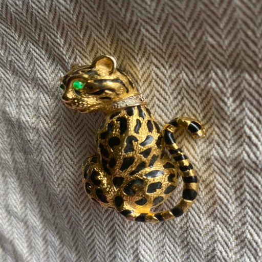 Leopard sales brooch vintage