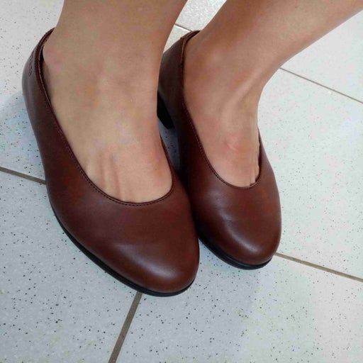 Leather ballerinas