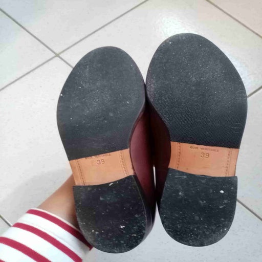 Leather ballerinas