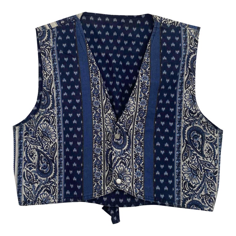Sleeveless cotton vest