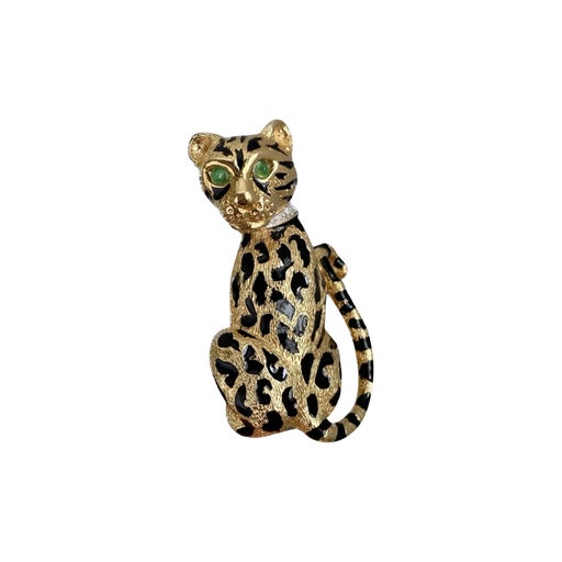 Leopard brooch