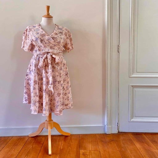 Robe portefeuille à fleurs