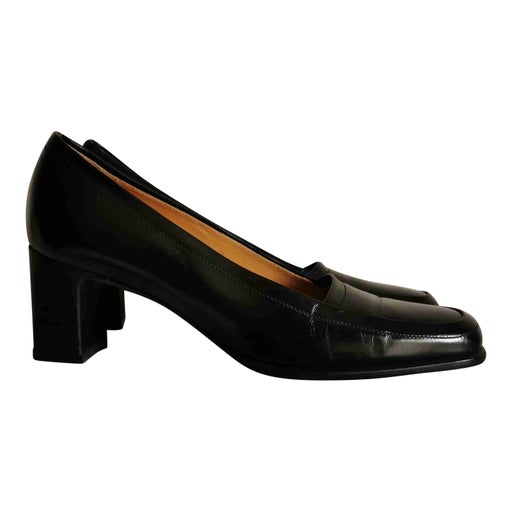 Hermes pumps