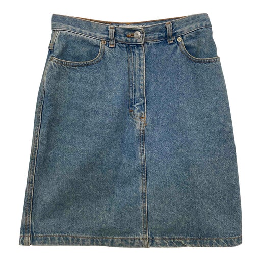 Skirt in skirt