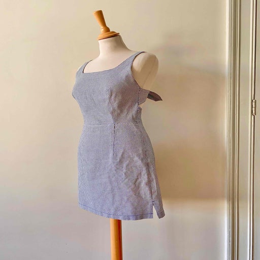 Backless gingham dress