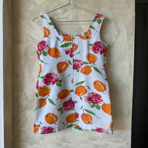 Robe courte à fleurs