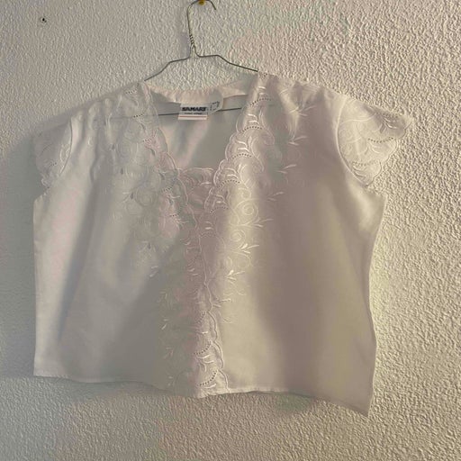 Embroidered blouse