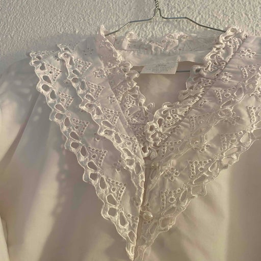 Embroidered blouse