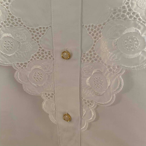 Embroidered blouse