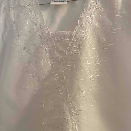 Embroidered blouse