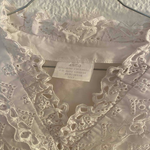 Embroidered blouse
