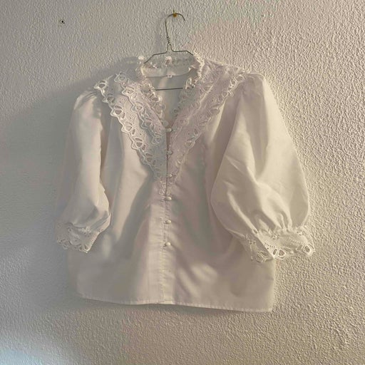Blouse brodée
