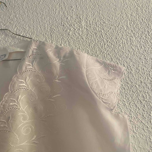 Embroidered blouse