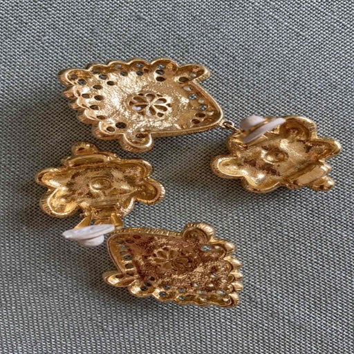 Nina Ricci clip-on earrings, in brass
