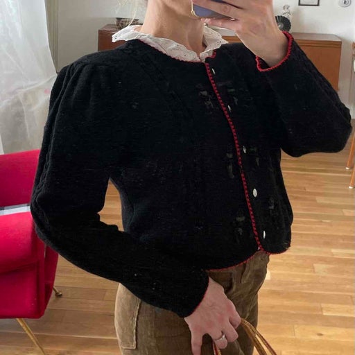 Embroidered cardigan