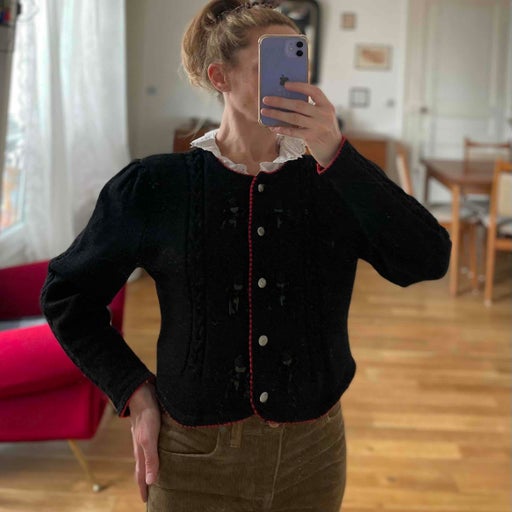 Embroidered cardigan