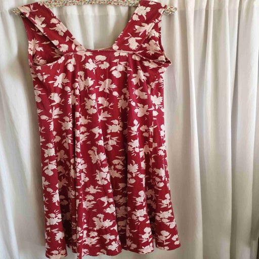 Buttoned floral dress