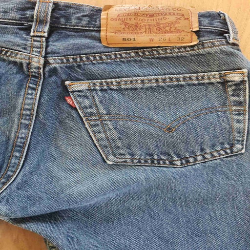 Jean Levi's 501 W26L32