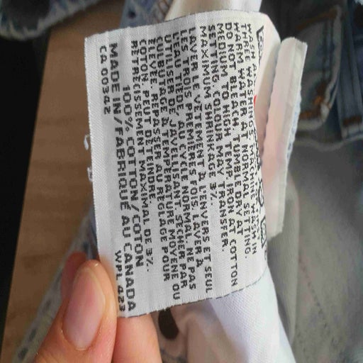 Jean Levi's 501 W27L32