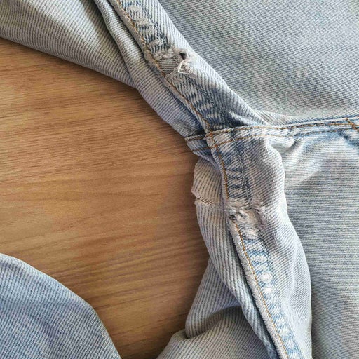 Jean Levi's 501 W27L32