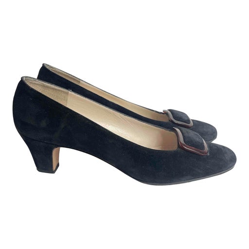 Ferragamo pumps