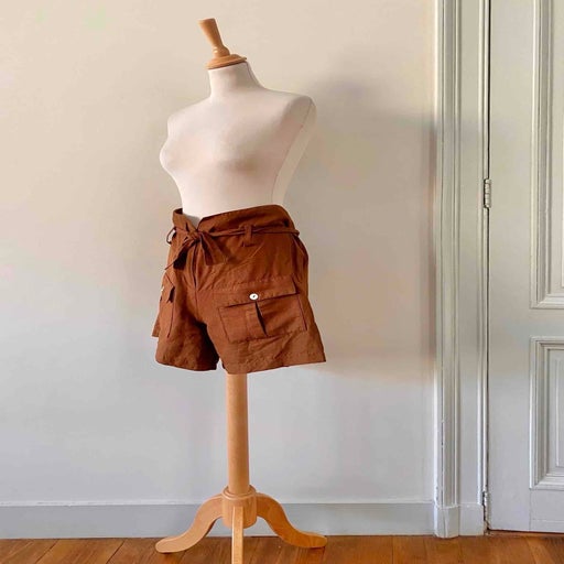 Linen shorts