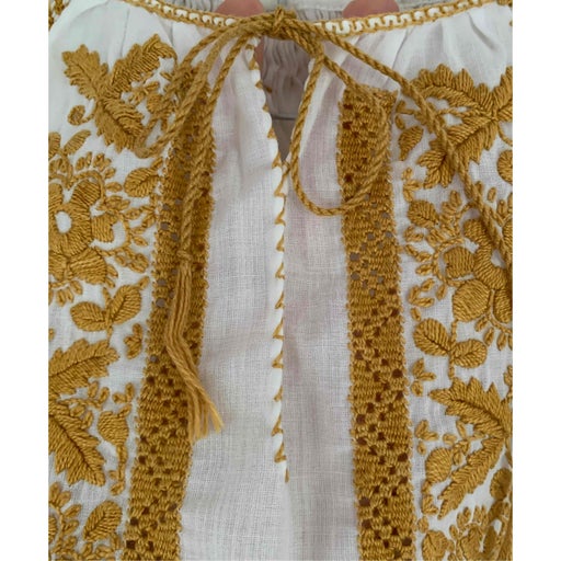 Embroidered blouse