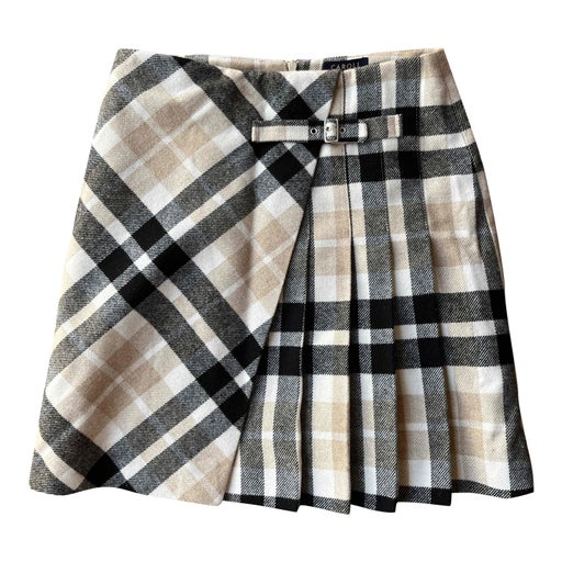 Pleated skirt