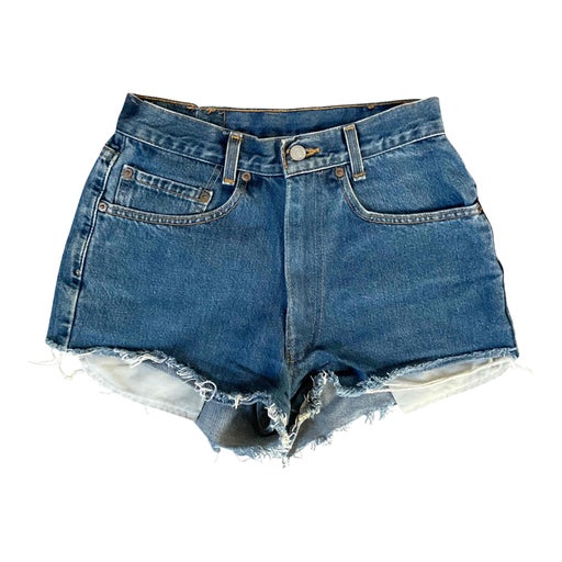 Short Levi’s 550