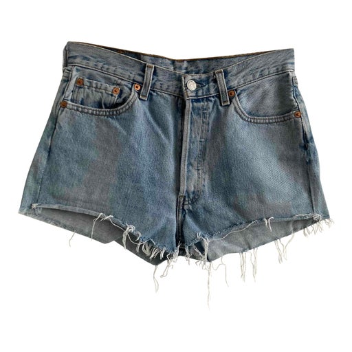 Short Levi’s 501