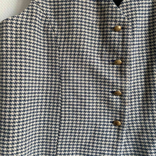 Houndstooth vest