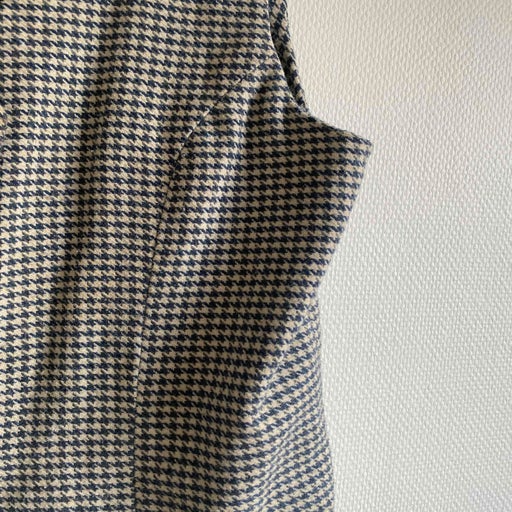 Houndstooth vest