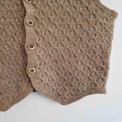 Sleeveless wool vest