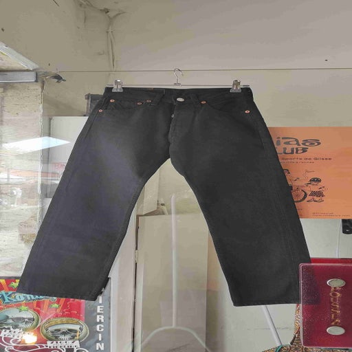 Jean Levi's 501 W25L30