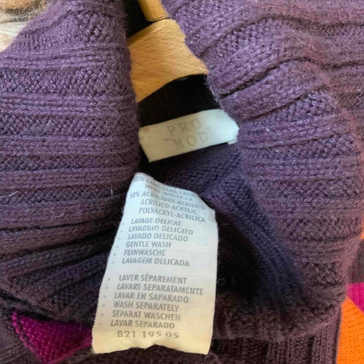 Checked sweater