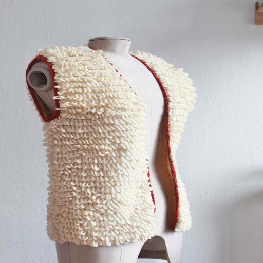 Sleeveless wool vest