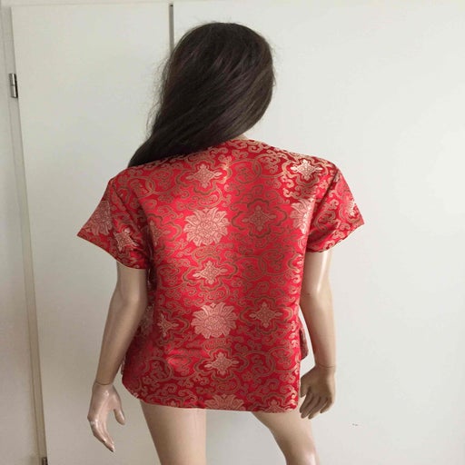 Asian top