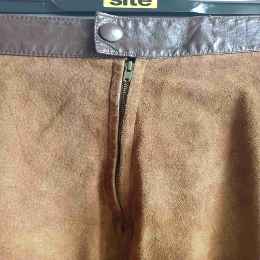 Suede skirt